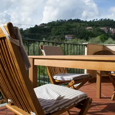 Feriehus Sweet Holidays Lerici